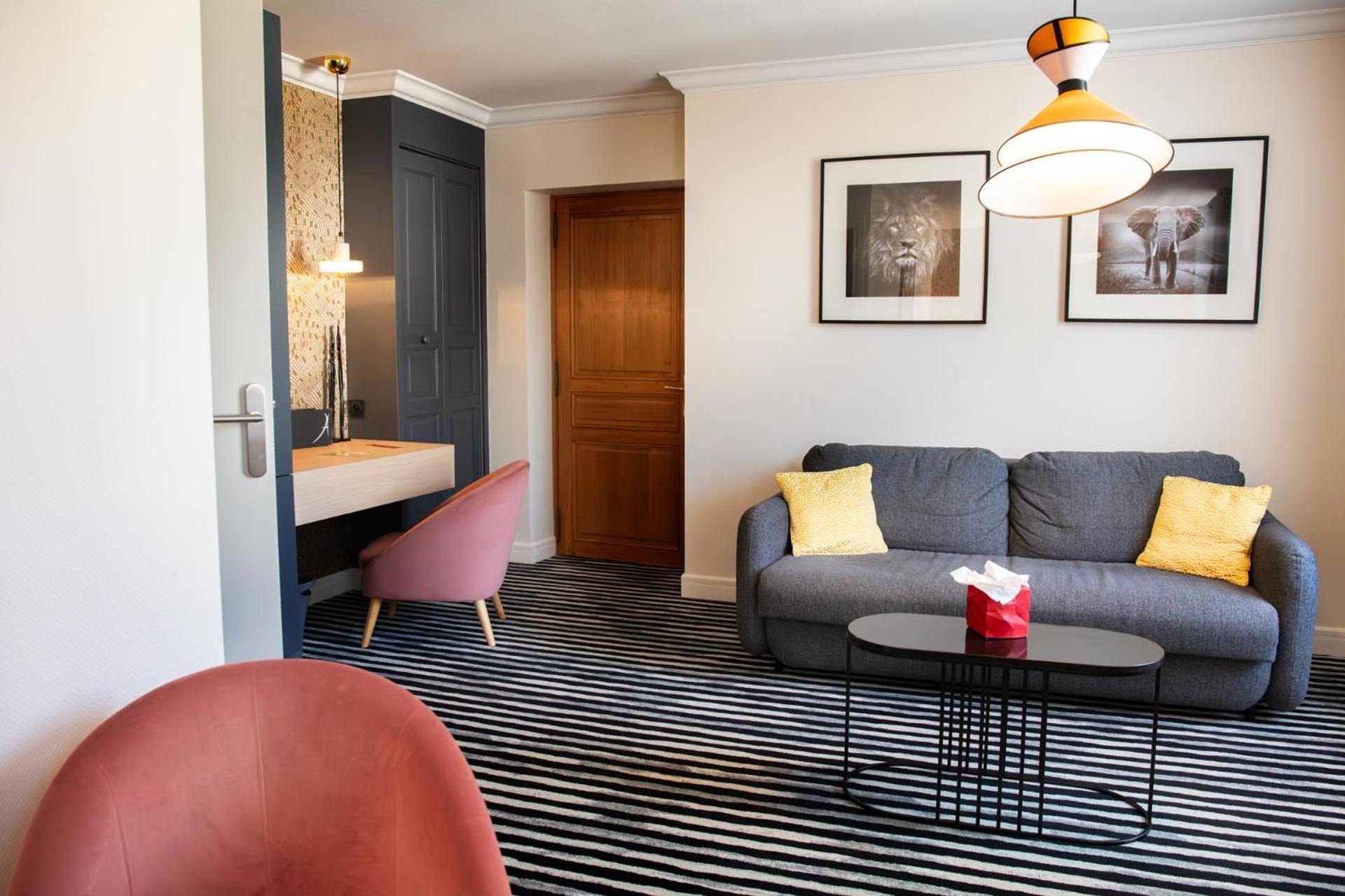 L'Aubiniere Hotel Restaurant & Spa Saint-Ouen-les-Vignes Dış mekan fotoğraf