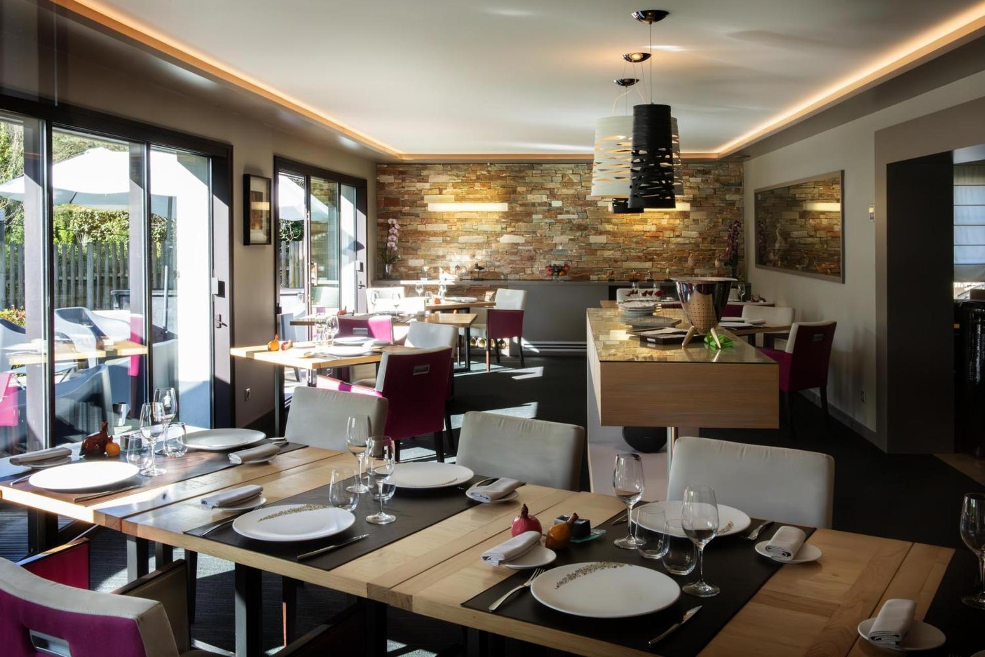 L'Aubiniere Hotel Restaurant & Spa Saint-Ouen-les-Vignes Dış mekan fotoğraf