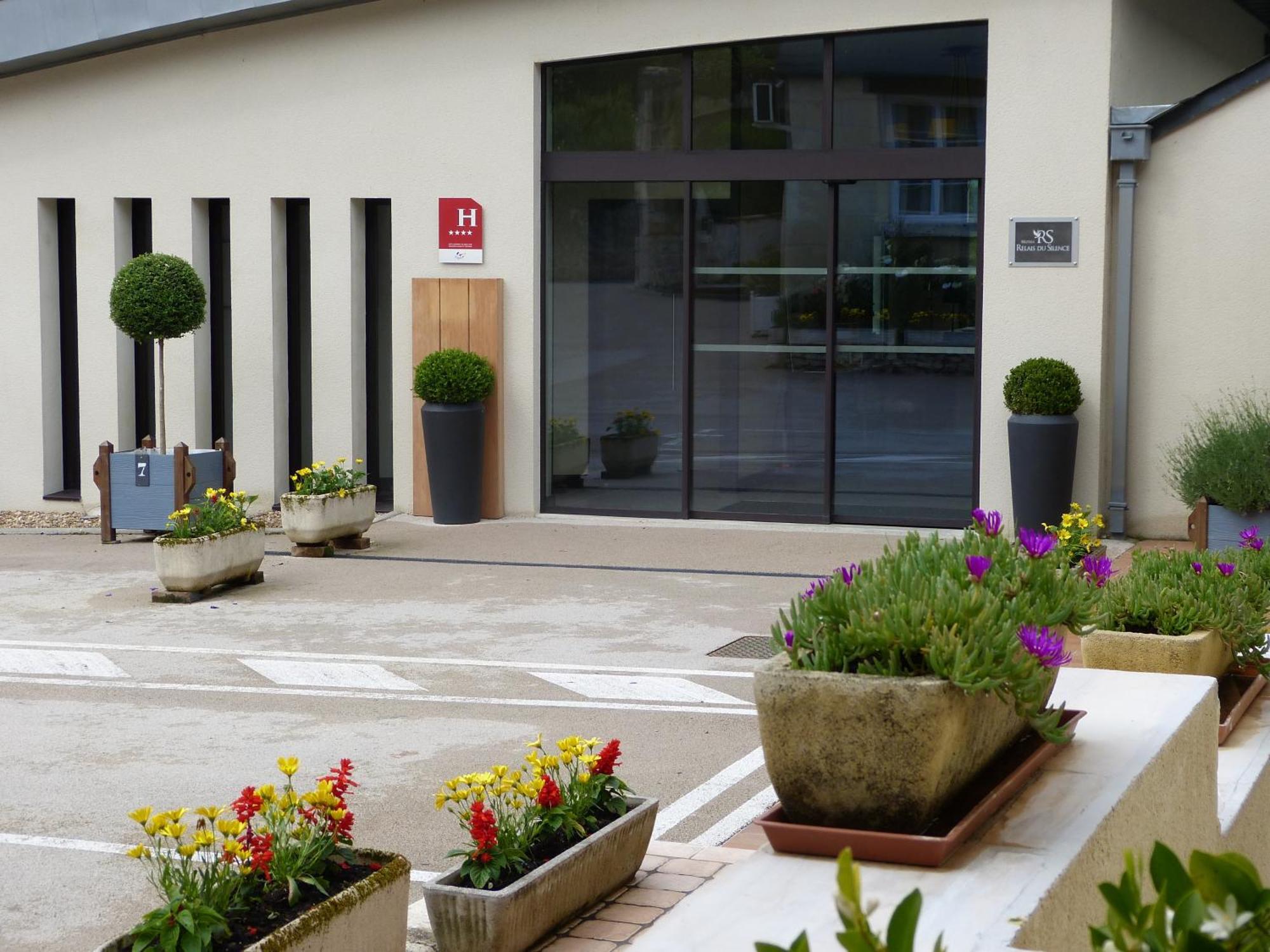 L'Aubiniere Hotel Restaurant & Spa Saint-Ouen-les-Vignes Dış mekan fotoğraf