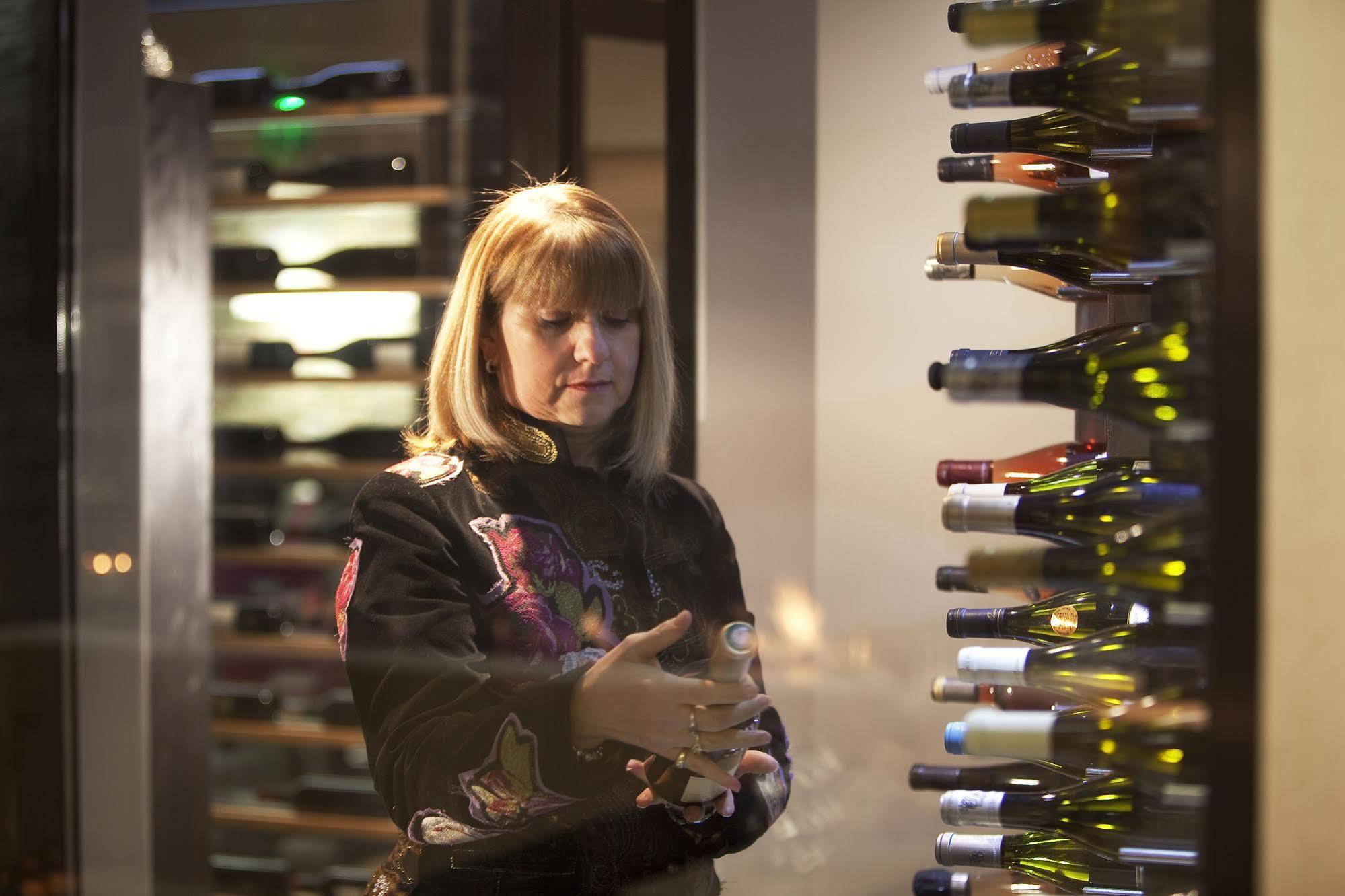 L'Aubiniere Hotel Restaurant & Spa Saint-Ouen-les-Vignes Dış mekan fotoğraf